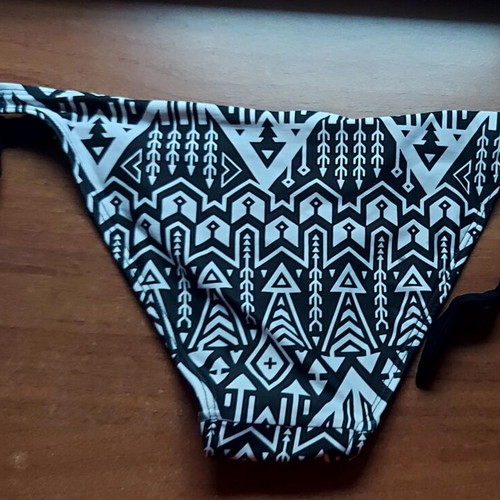Bluepoint black and white bikini slip with side ties