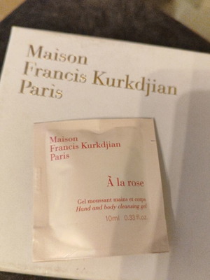 Maison Francis Kurkdjian Paris A La Rose Body Lotion 10 ml new