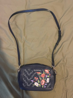 Valentino by Mario Valentino Floral Crossbody Bag like new, black
