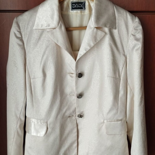 Dans branded suit set dress and jacket jacquard ecru champagne like new