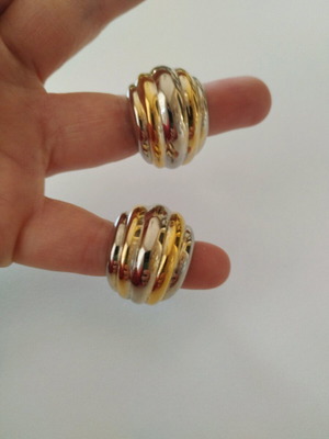 Earrings impressive like new