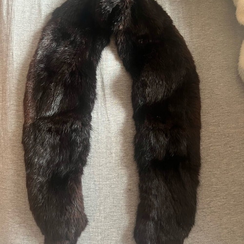 Package of various fabrics and fur trim, coat fur collars