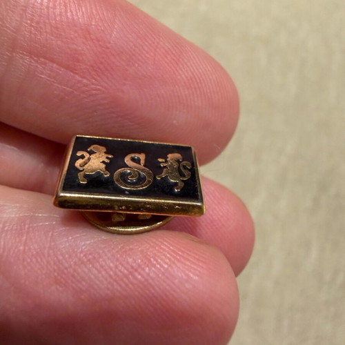 Swank jewels vintage lapel pin like new, black and gold-tone