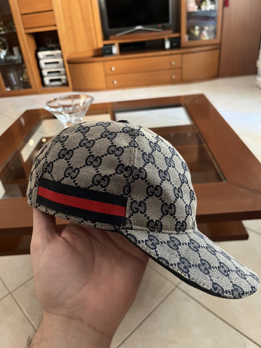 Gucci cap like new, size large 59cm,… - € 70,00 - Vendora.cy
