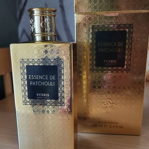 Perris Monte Carlo Essence de Patchouli 100ml like new