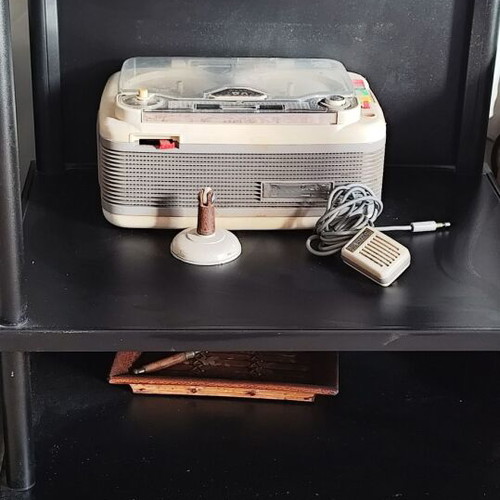 hi-fi furniture
