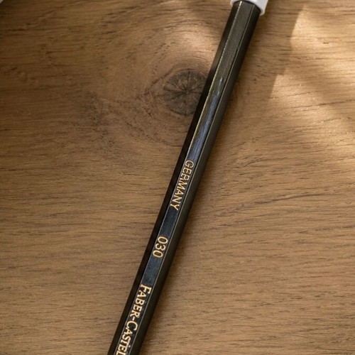 Faber-Castell Goldfaber 030 pen with black ink