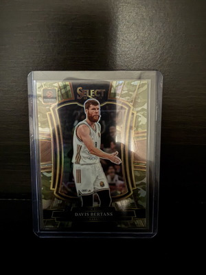2025-26 Panini Select EuroLeague Green Camo Prizm Davis Bertans card like new