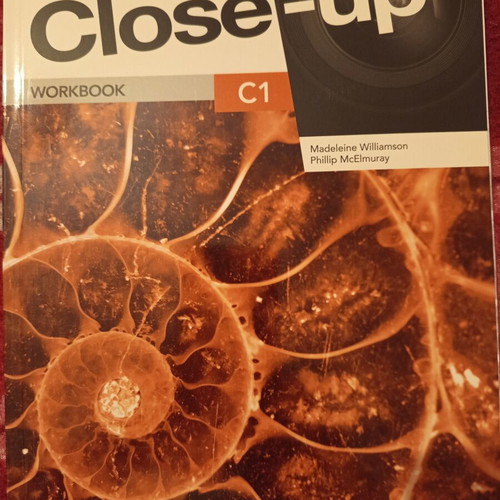 Close-up English books set like new, 3 volumes