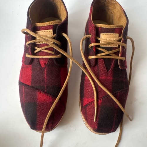 Toms shoes with laces leather like new plaid size 37