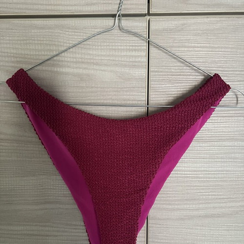Swimsuit new, burgundy color with cups and adjustable straps, size L