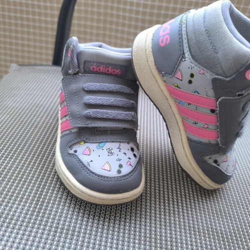 Adidas sneakers size 23 used, gray and pink