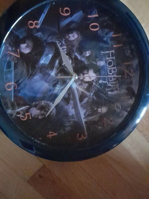 Hobbit wall clock used, analog