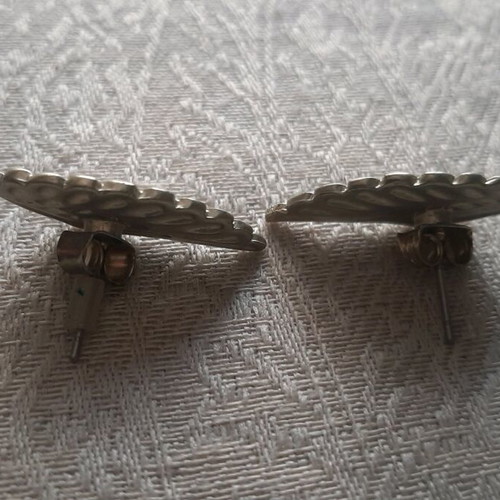 Feather earrings new