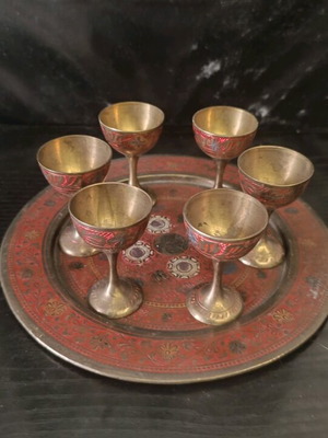 Bronze vessels used with handmade engraving and enamel