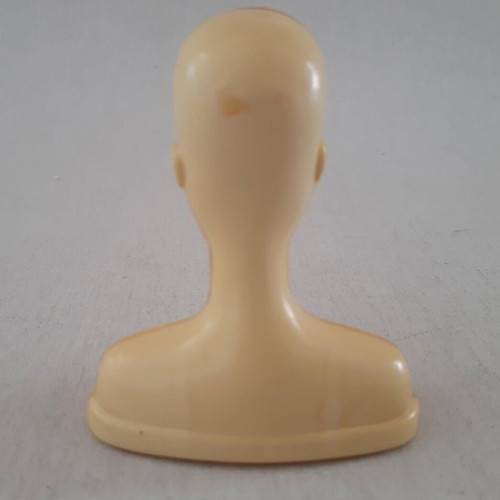 Barbie 1982 Dream Store mannequin head used