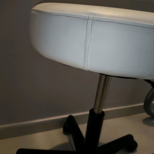Gas Lift Beauty Stool used, white color
