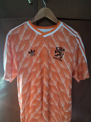 Fan Basten Netherlands 88 Jersey like new official replica XL