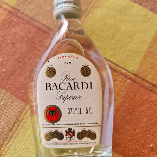 Bacardi Rum 5cl collectible miniature like new, sealed