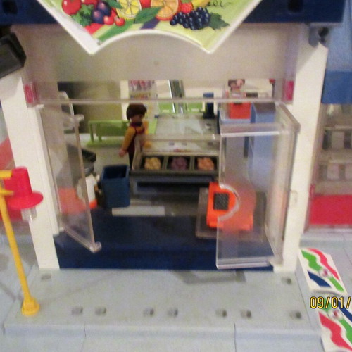 Playmobil Supermarket set 90s used
