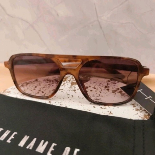 Sunglasses new brown with single bridge and ITNO pouch case