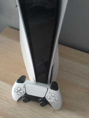 PlayStation 5 Disc Edition 1TB σαν καινούργιο με αυθεντικό χειριστήριο DualSense