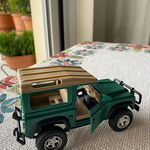 Vintage collectible metal Land Rover 4x4 jeep like new