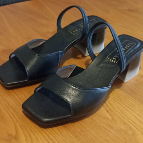 Hispanitas leather mules sandals, size 38, black, block heel