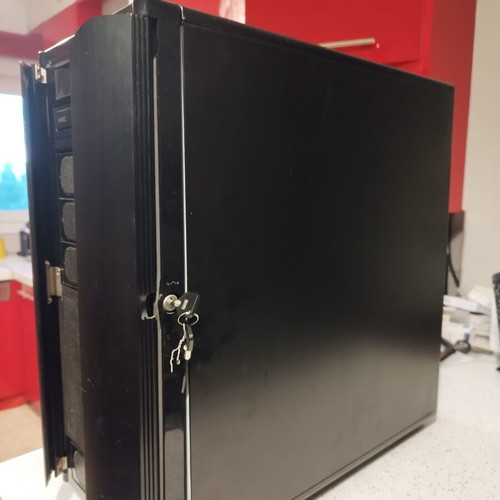 Thermaltake Armor Jr. PC case used, black mid tower