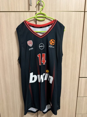 Vezenkov Jersey Large new authentic 2025/26 season