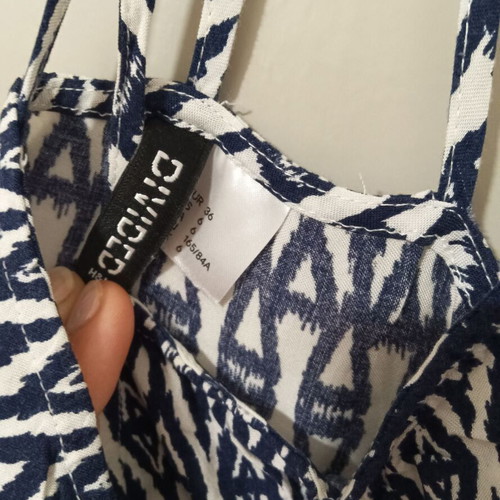 H&M Divided summer dress like new, blue and white geometric pattern