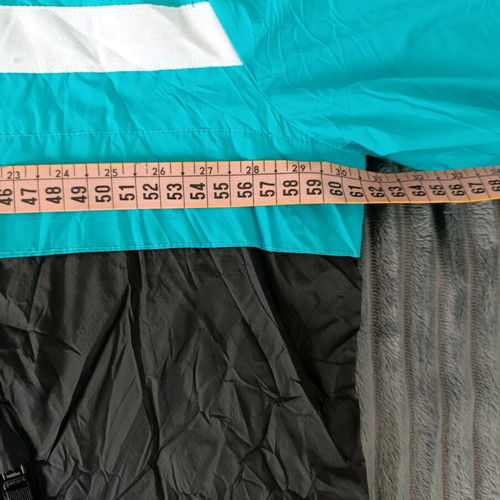 Nautica men's windbreaker jacket like new, M/L, multicolor