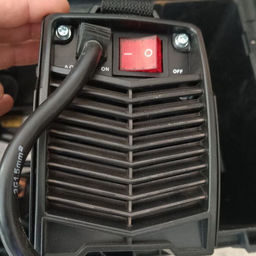 Helix Super Mini welding machine like new with Fincord M electrodes