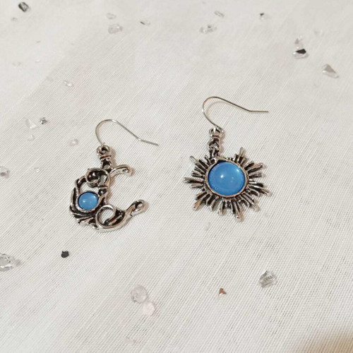 Boho earrings Moon and Sun with blue stones new