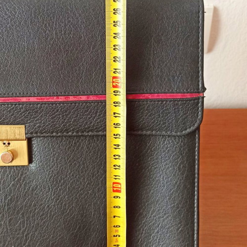 Vintage black briefcase used, 35 x 28 cm portfolio
