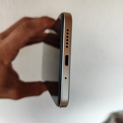 Xiaomi Redmi 15 5G smartphone 4/128GB, gray