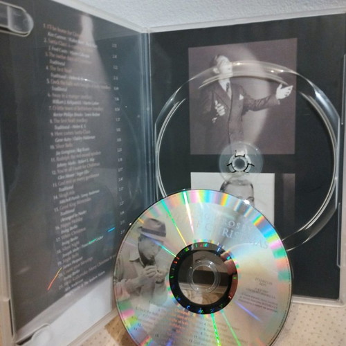 Bing Crosby White Christmas CD used, jazz