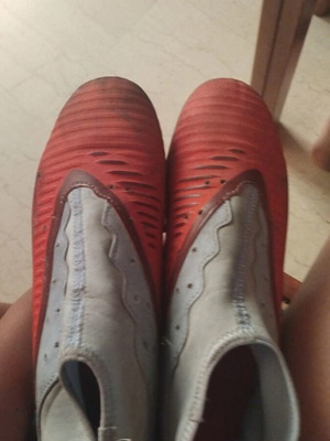Nike football shoes like new, size 40, red and turquoise