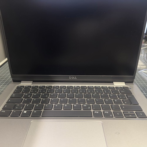 Dell Latitude 5320 laptop like new, i5-1145G7, 16GB RAM, 256GB SSD