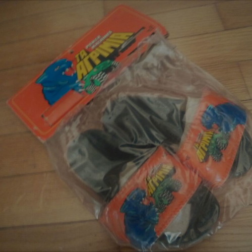 Advertising towel and flip-flops from El Greco 80s