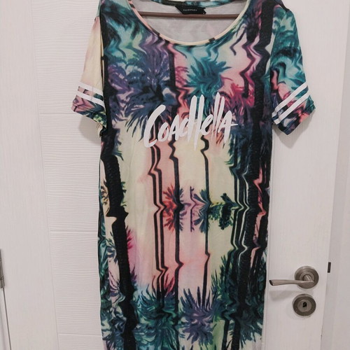 Eleven Paris Coachella dress colorful, like new, size small