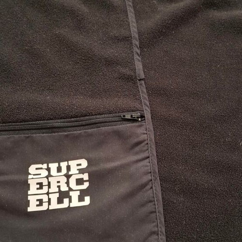 Supercell fleece scarf like new with pocket