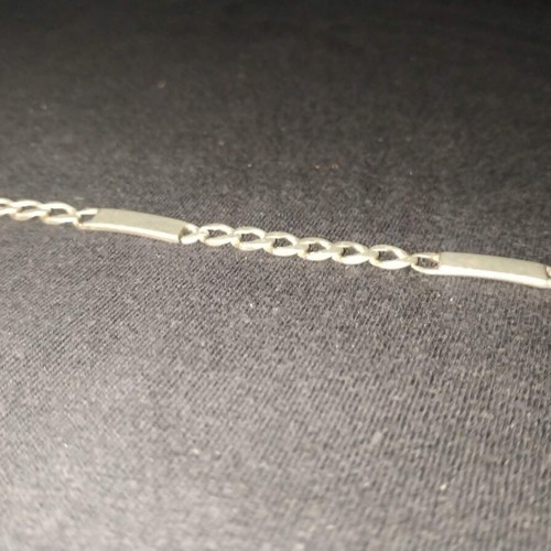Silver Plated Unisex Identity Hand Chain 28cm like new