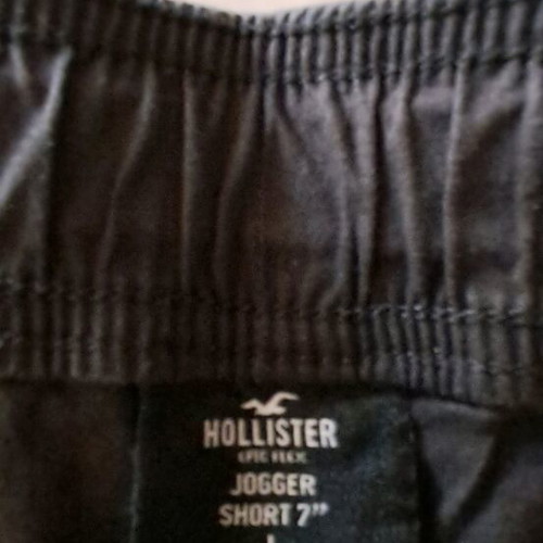 Hollister Bermuda black like new size 30