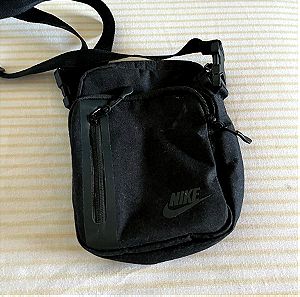 Nike τσαντάκι
