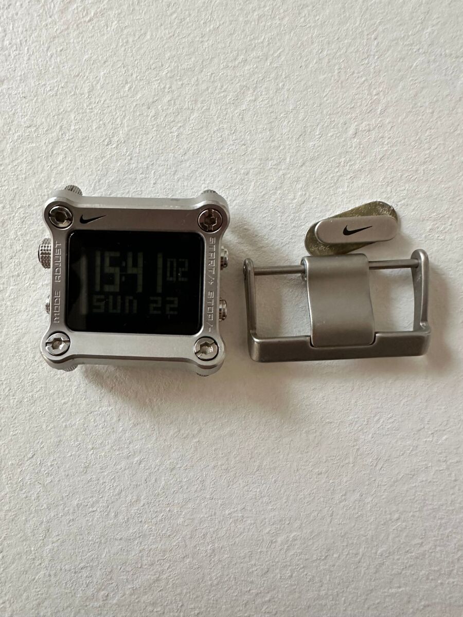 Nike Hammer watch used, silver, without… - € 68,00 - Vendora.cy