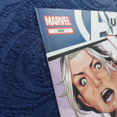 X-men Legacy #269 like new with David Baldeon signature