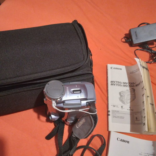 Canon video camera with accessories