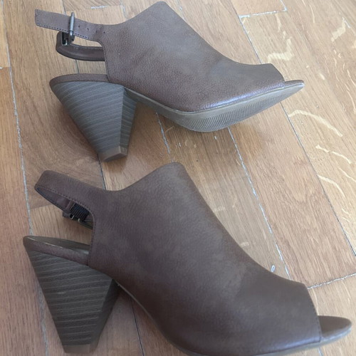 Marks & Spencer brown sandals like new, size 39