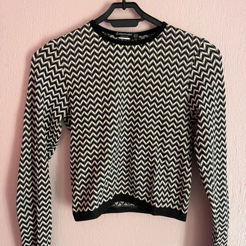 Short long-sleeve sweater Stradivarius size Xs